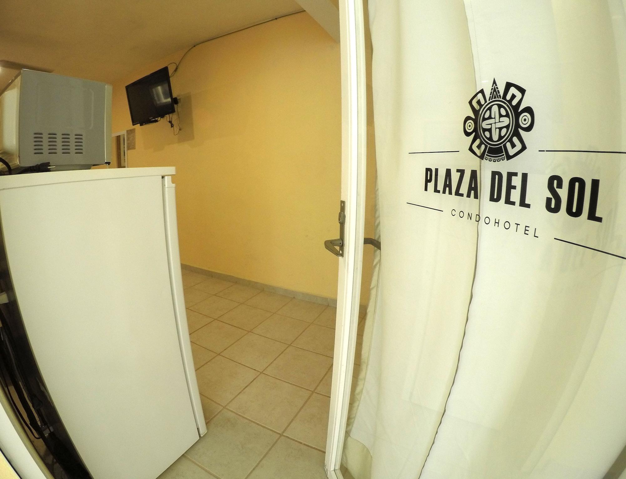 Hotel Plaza Del Sol Playa del Carmen Kültér fotó