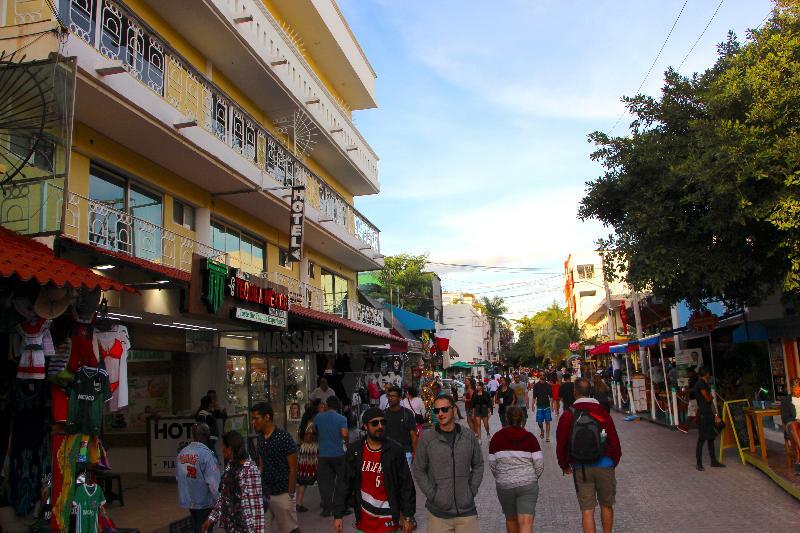 Hotel Plaza Del Sol Playa del Carmen Kültér fotó